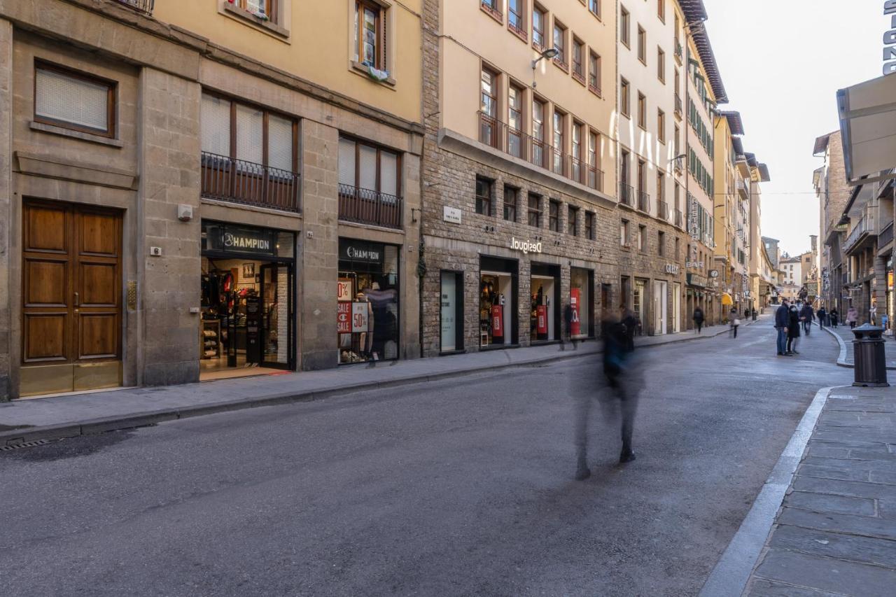 - Por Santa Maria * Florencia